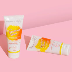 Szampon przeciwłupieżowy Les Secrets De Loly Sunshine Clean 200ml Szampon przeciwłupieżowy Les Secrets De Loly Sunshine Clean 200ml
